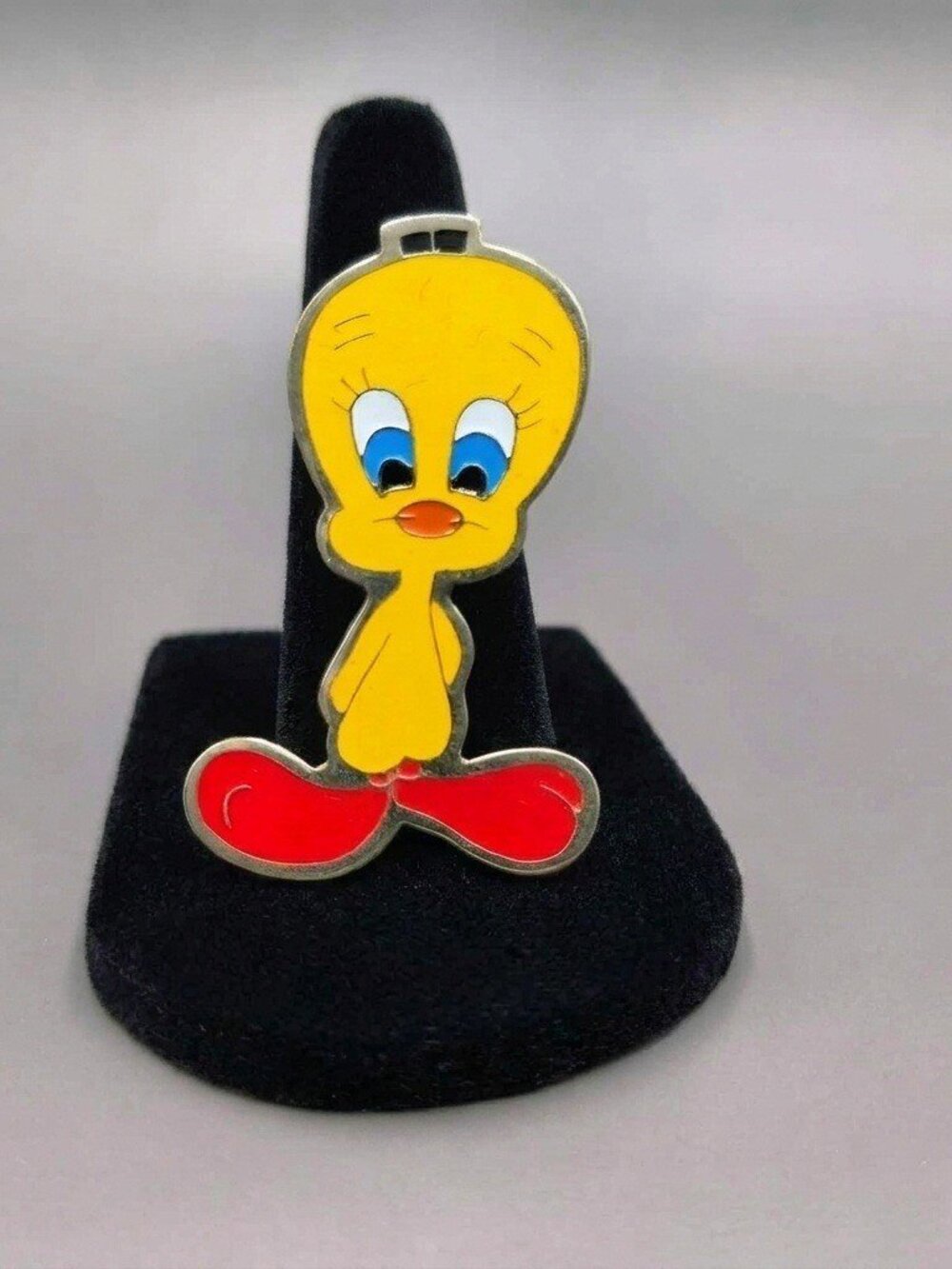 Tweety Bird Pin Brooch Looney Tunes Warner Brothers Vintage 1970s Enamel Lapel